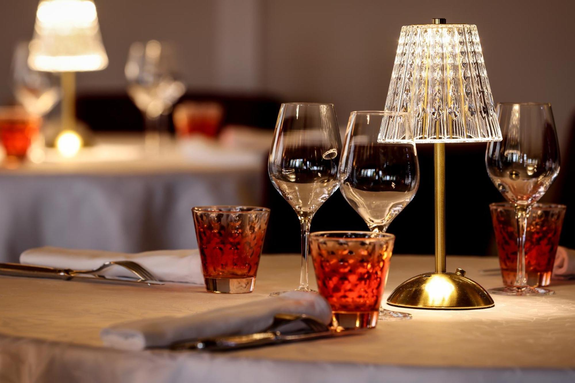 Logis Hotel-Restaurant Les Voyageurs La Coquille ภายนอก รูปภาพ