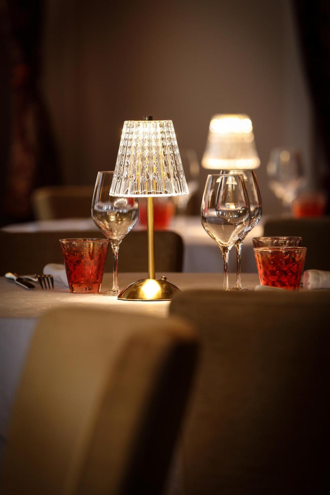 Logis Hotel-Restaurant Les Voyageurs La Coquille ภายนอก รูปภาพ