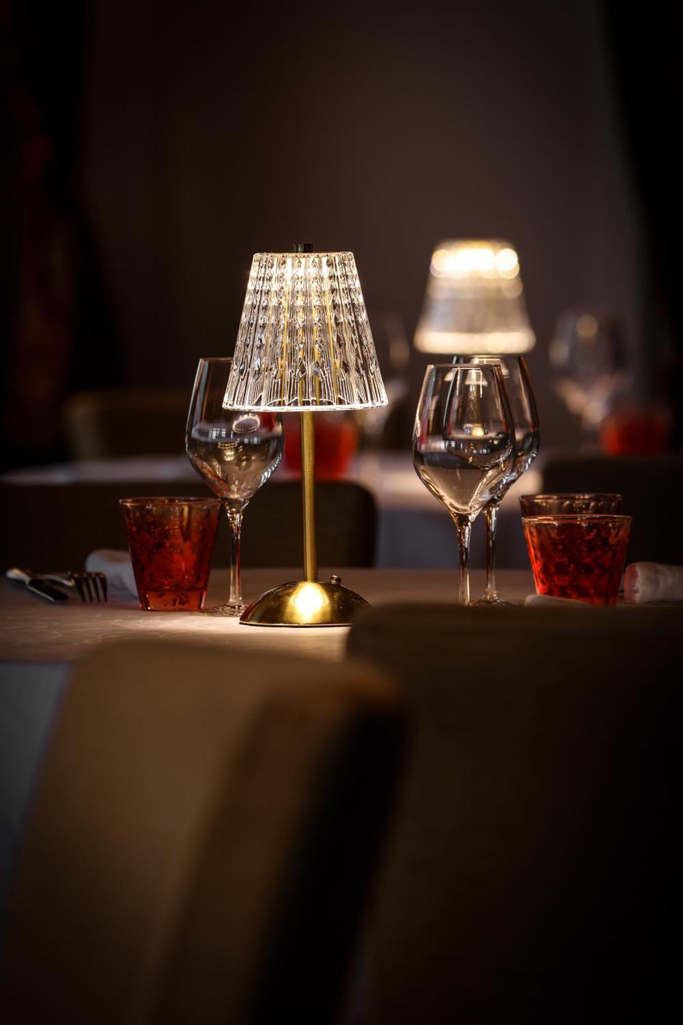 Logis Hotel-Restaurant Les Voyageurs La Coquille ภายนอก รูปภาพ